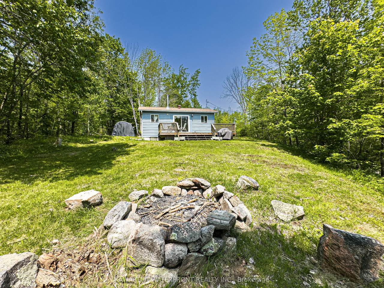 https://bt-photos.global.ssl.fastly.net/toronto/1280_boomver_1_X13092340-1.jpg