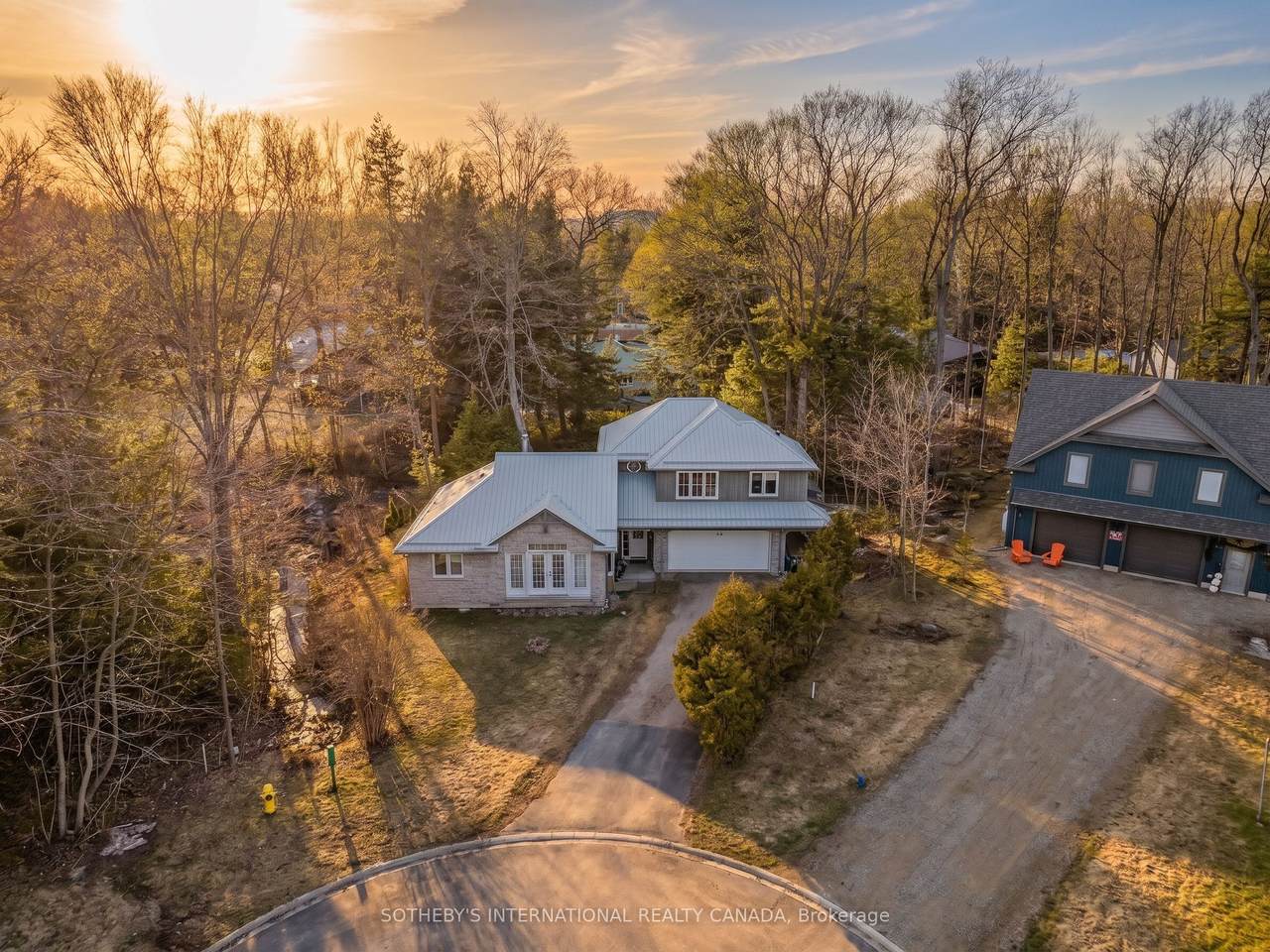 929 Tanglewood Drive - Photo 1