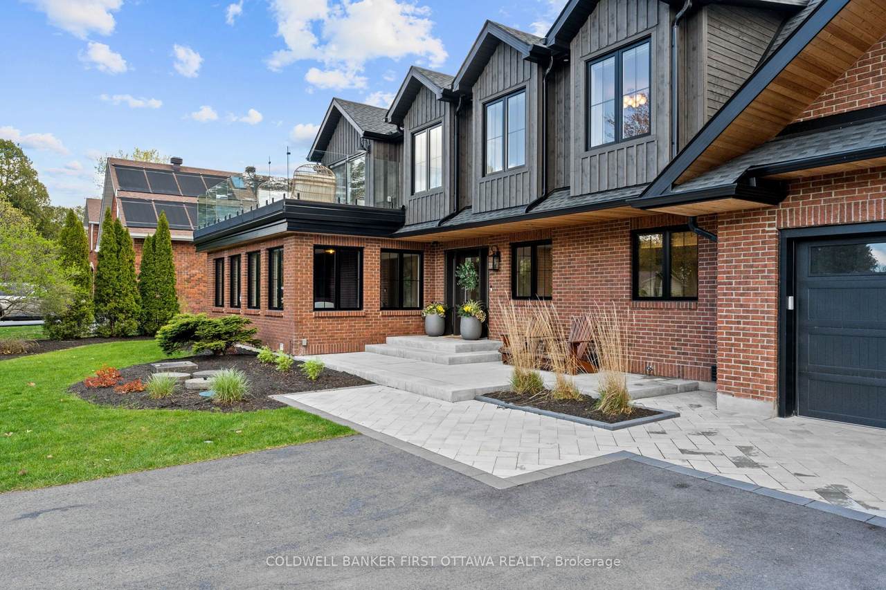 https://bt-photos.global.ssl.fastly.net/toronto/1280_boomver_1_X13128314-1.jpg