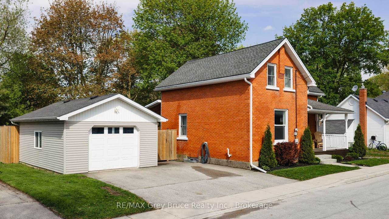 https://bt-photos.global.ssl.fastly.net/toronto/1280_boomver_1_X13153012-1.jpg