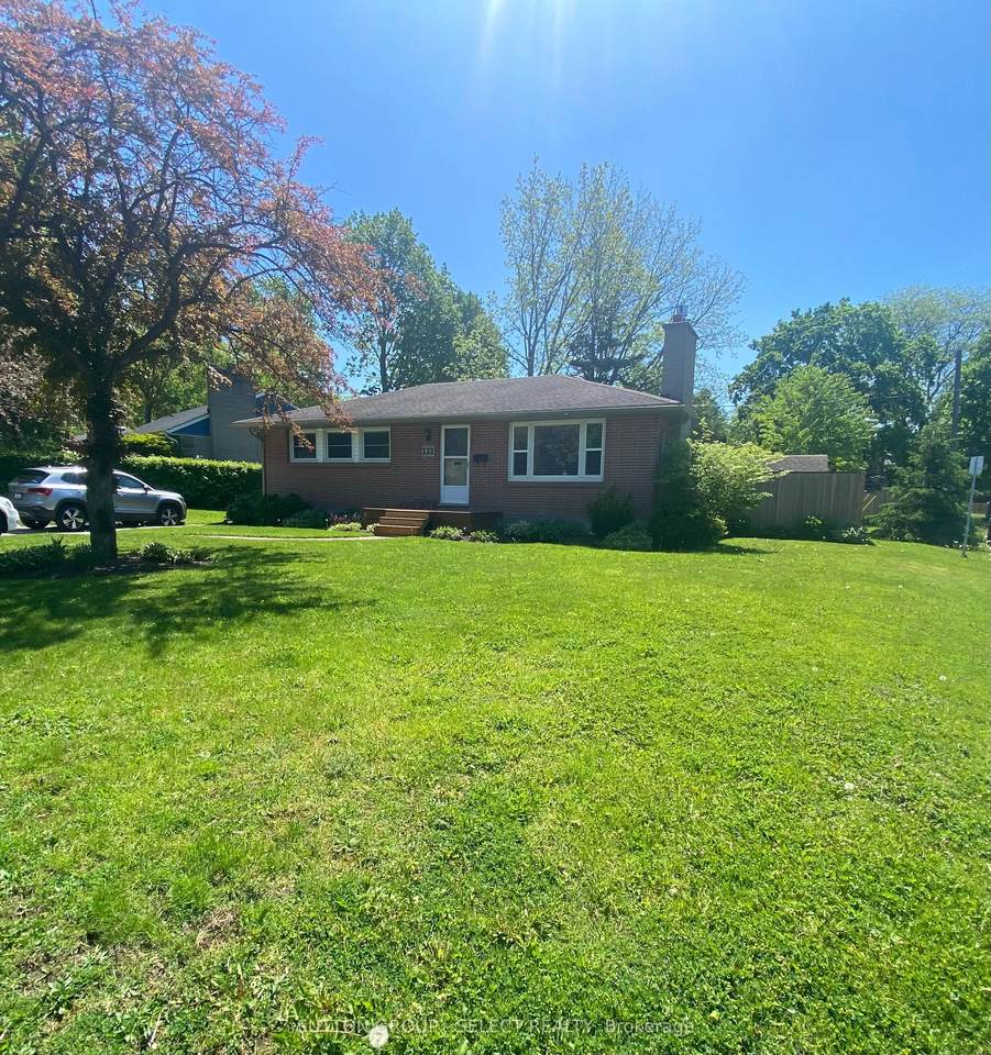 332 Ridgewood Crescent - Photo 1