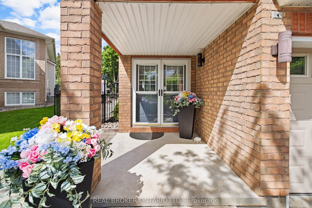 https://bt-photos.global.ssl.fastly.net/toronto/1280_boomver_1_X13213824-1.jpg