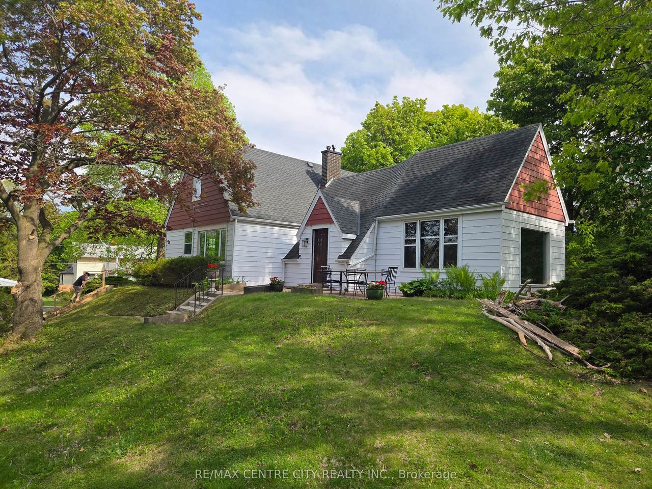 4491 East Road - Photo 1