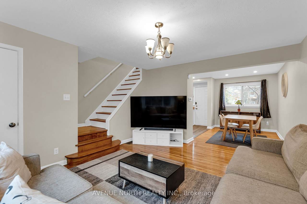https://bt-photos.global.ssl.fastly.net/toronto/1280_boomver_1_X13435392-1.jpg