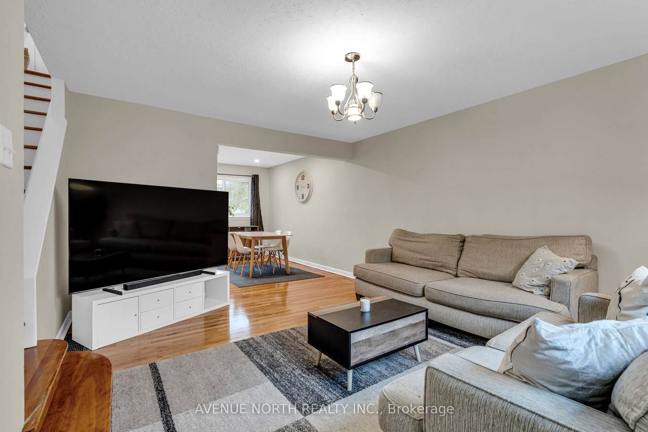 https://bt-photos.global.ssl.fastly.net/toronto/1280_boomver_1_X13435392-1.jpg