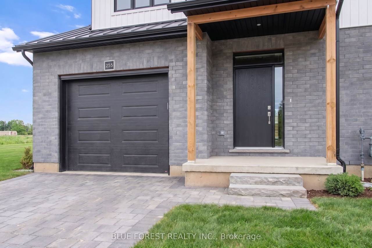 https://bt-photos.global.ssl.fastly.net/toronto/1280_boomver_1_X13453982-1.jpg