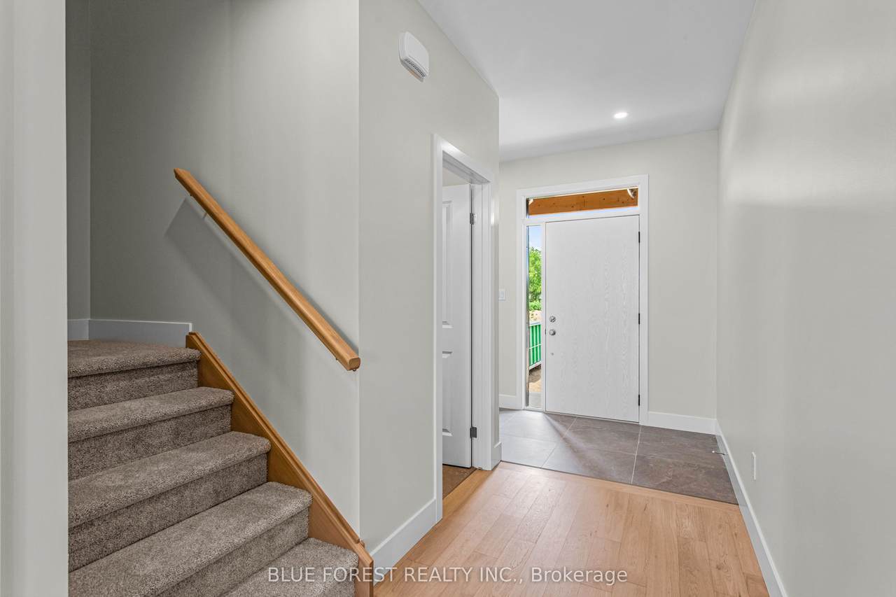 https://bt-photos.global.ssl.fastly.net/toronto/1280_boomver_1_X13453982-1.jpg