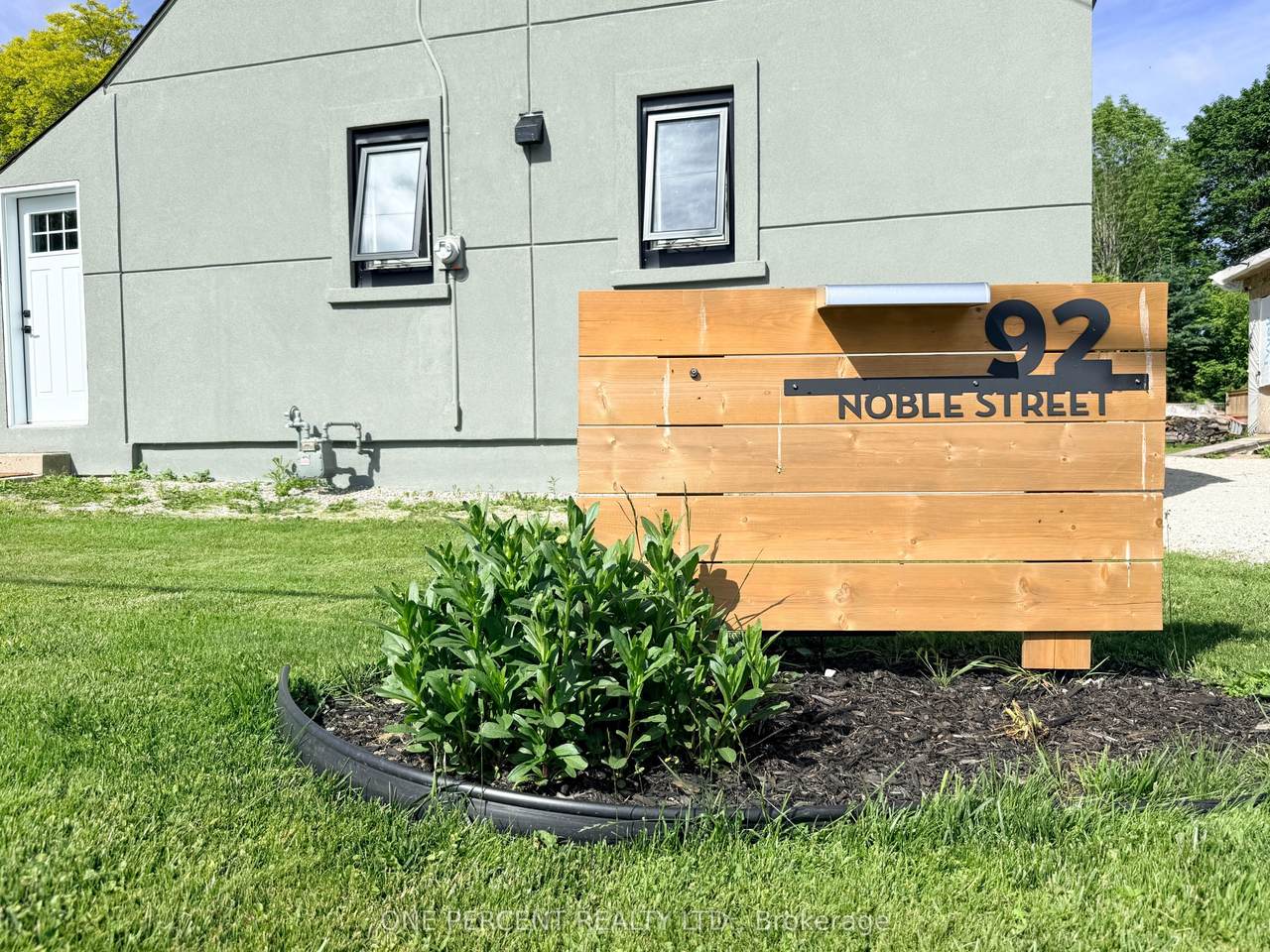 92 Noble Street - Photo 1