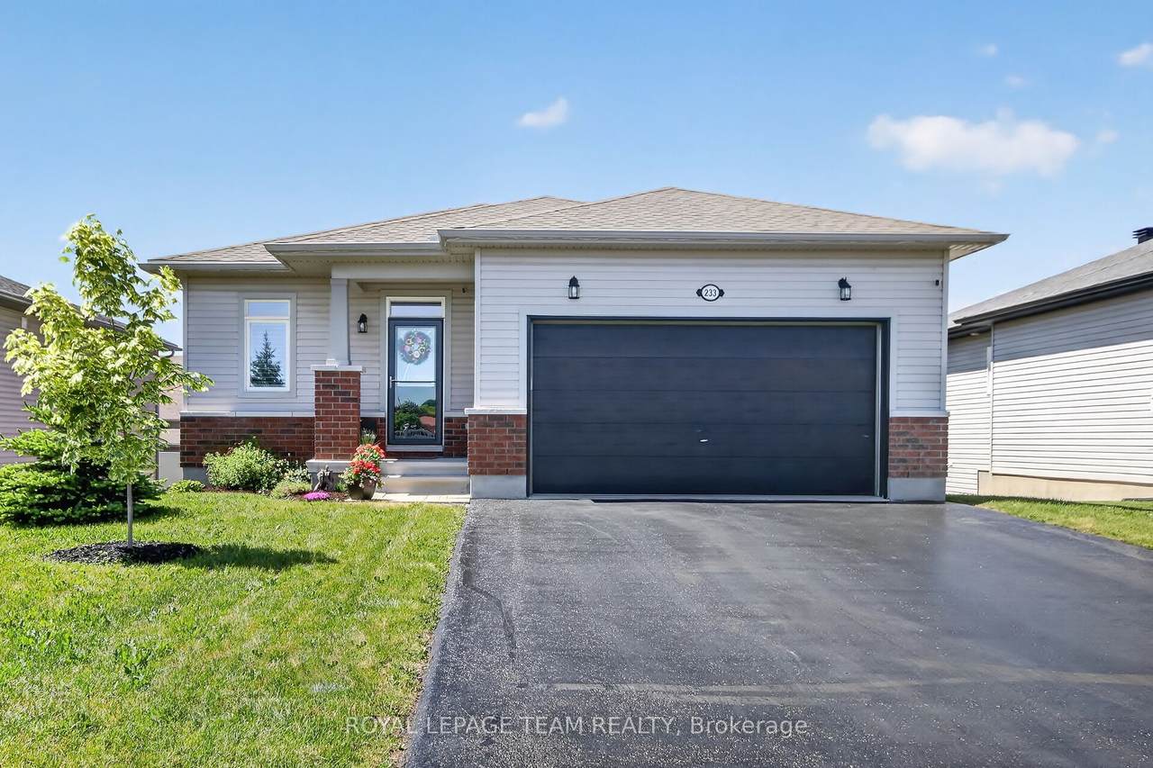 233 Edey Street - Photo 1