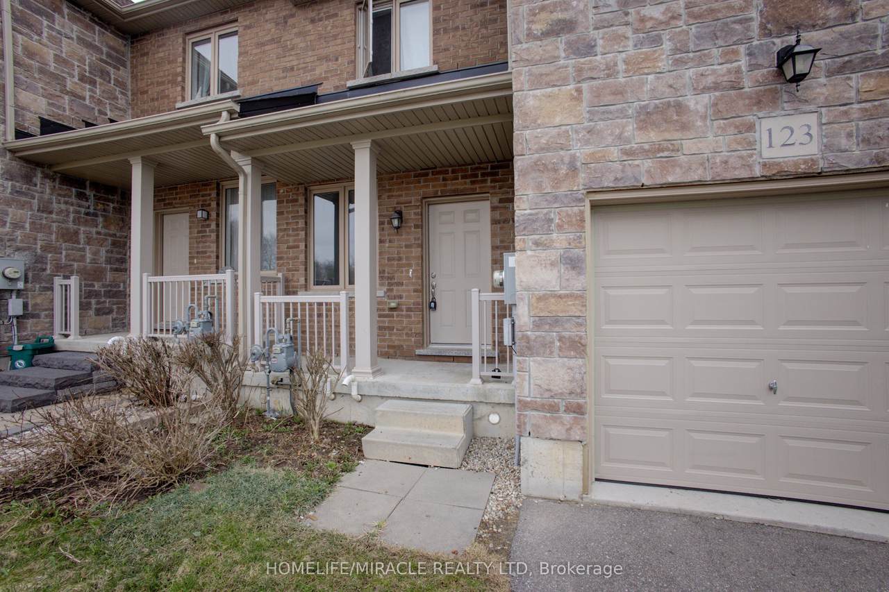 https://bt-photos.global.ssl.fastly.net/toronto/1280_boomver_1_X13482686-1.jpg