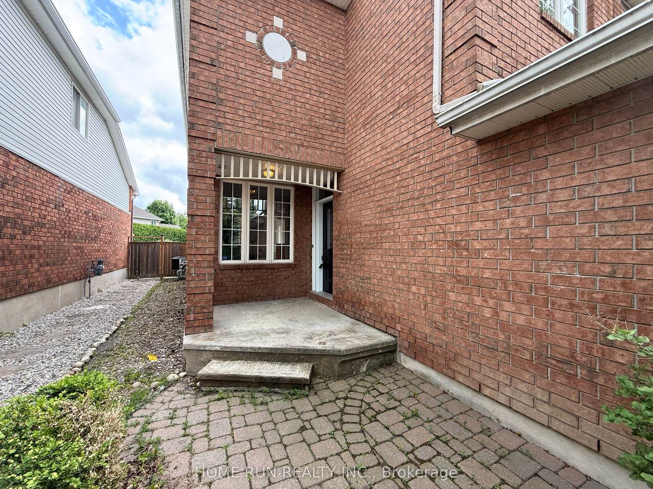 https://bt-photos.global.ssl.fastly.net/toronto/1280_boomver_1_X13497158-1.jpg