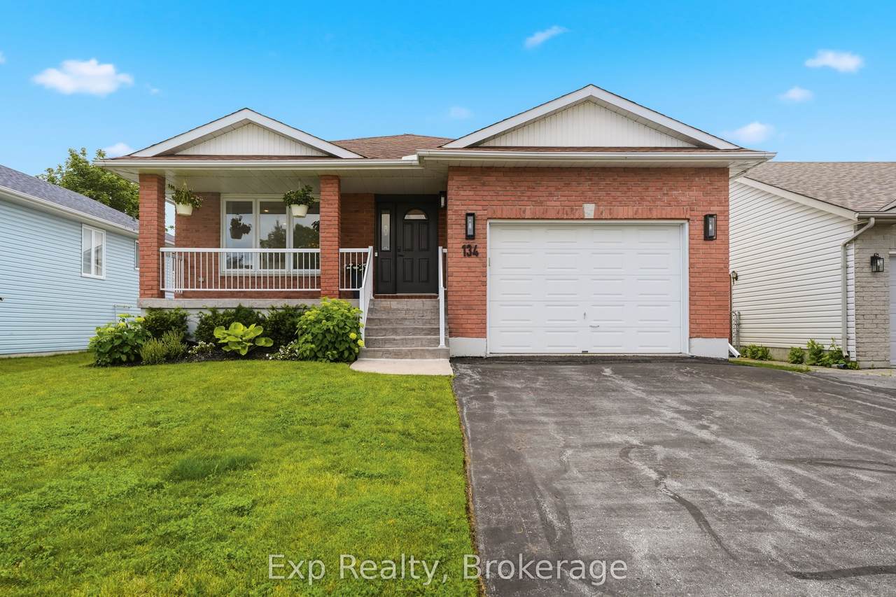 134 Finch Drive - Photo 1