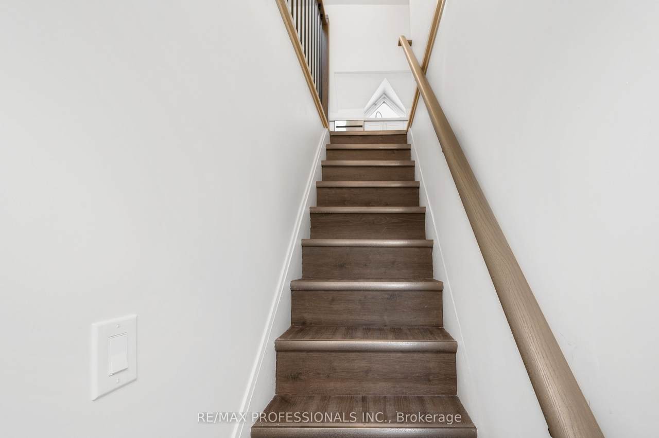 https://bt-photos.global.ssl.fastly.net/toronto/1280_boomver_1_X13502012-1.jpg