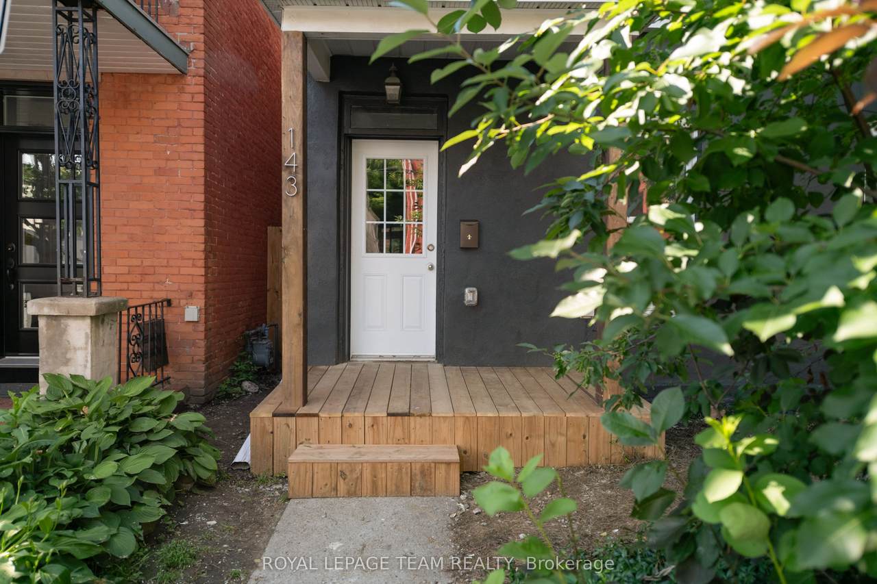 https://bt-photos.global.ssl.fastly.net/toronto/1280_boomver_1_X13534206-1.jpg