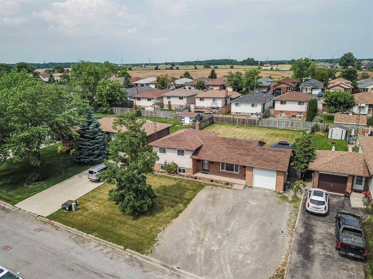 17 Westlea Dr - Photo 1