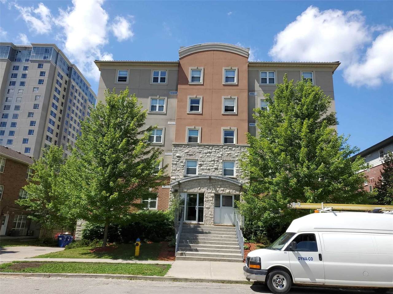 261 Lester St - Photo 1