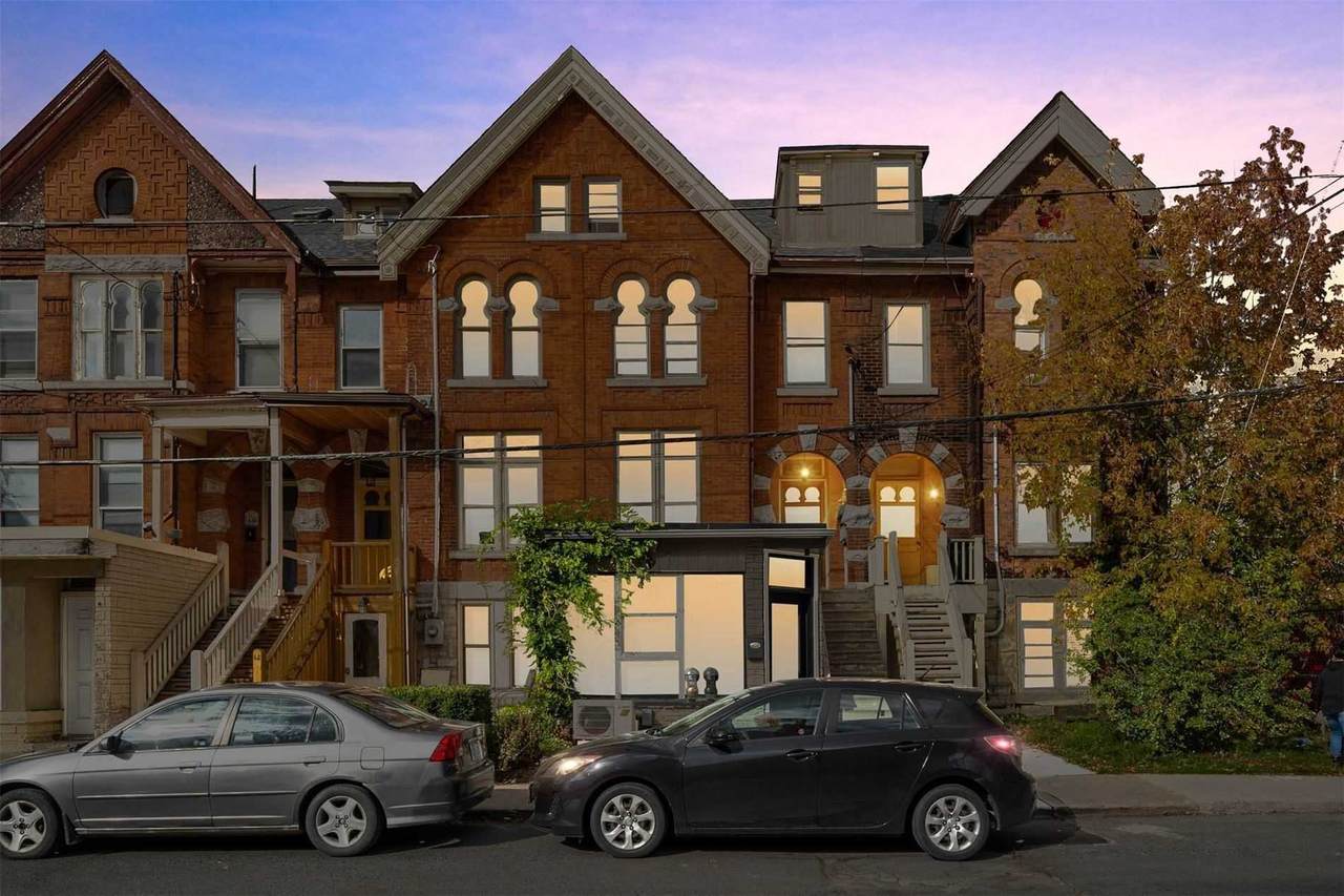 70 Montreal St - Photo 1