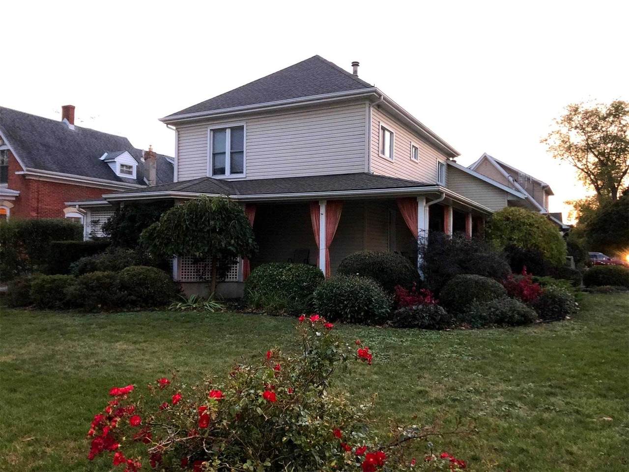 234 Steele St - Photo 1