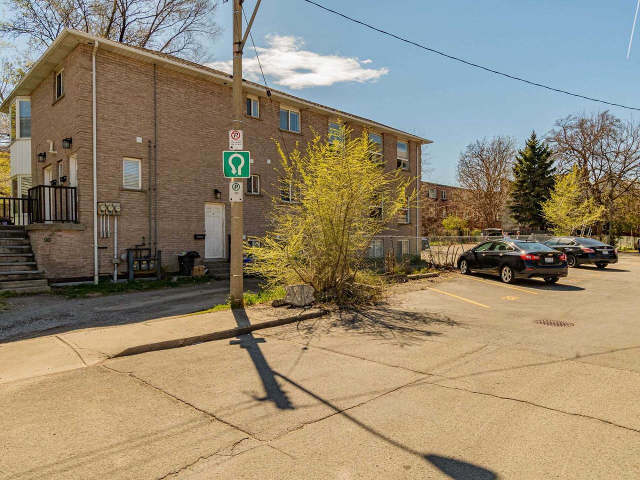 90 Tisdale St - Photo 1