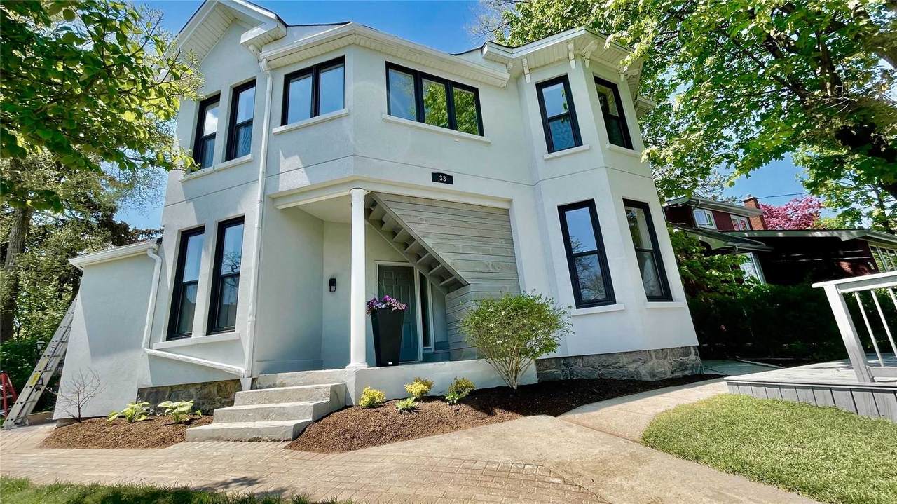 33 Myrtle Ave - Photo 1