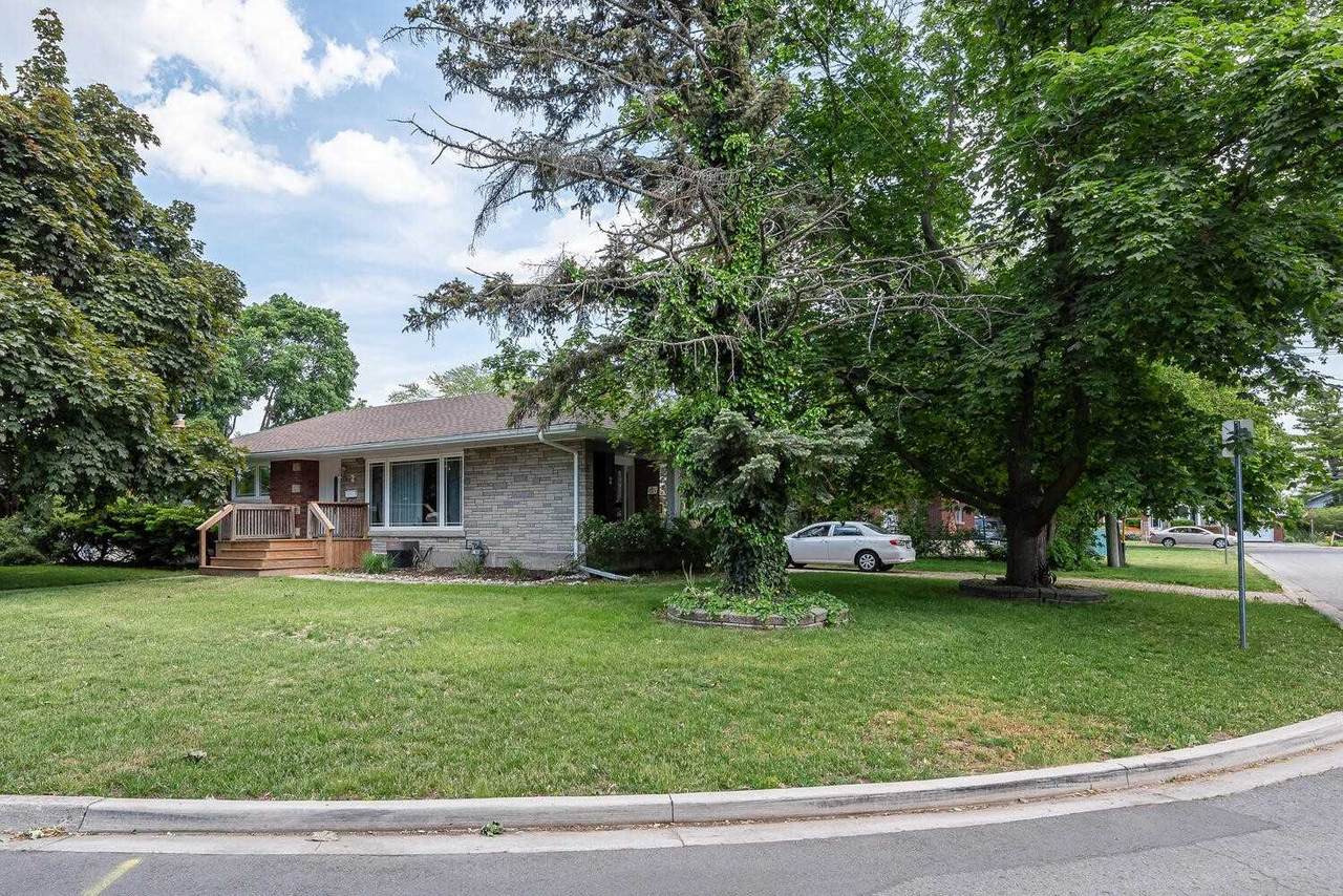 2 Glencairn Dr - Photo 1