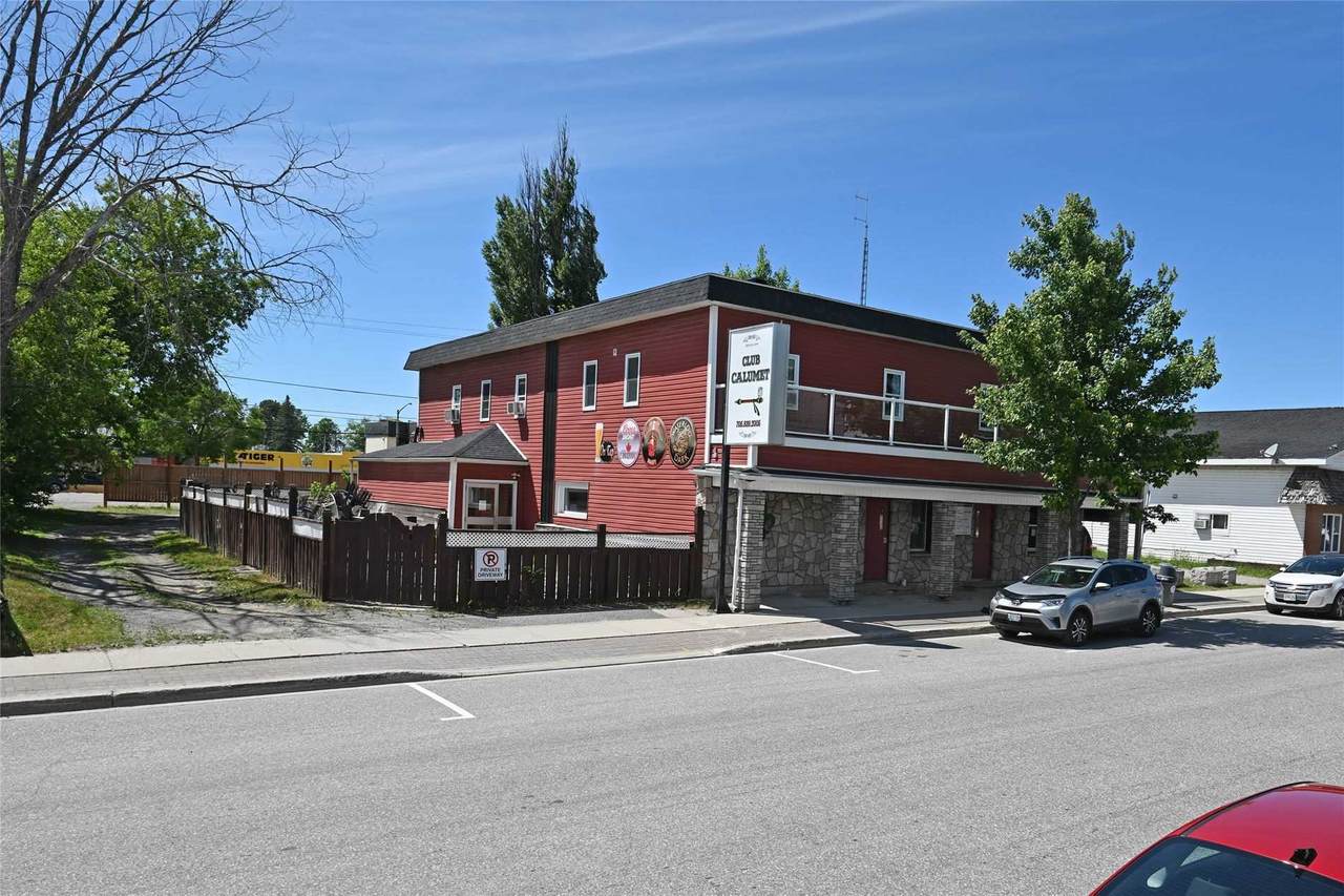 201 Main St - Photo 1