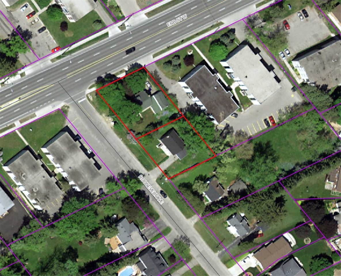8 Roosevelt Ave - Photo 1