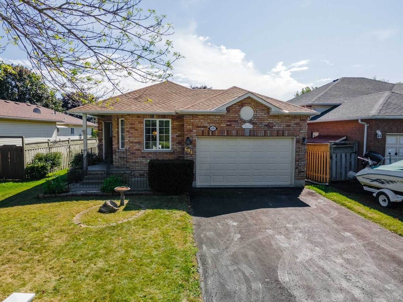 699 Munson Cres - Photo 1