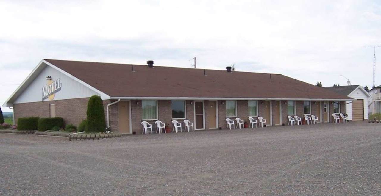103 10th Ave - Photo 1