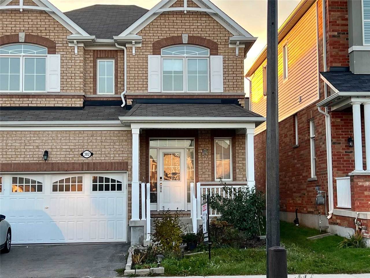 382 Apple Hill(Upper Fl) Cres - Photo 1