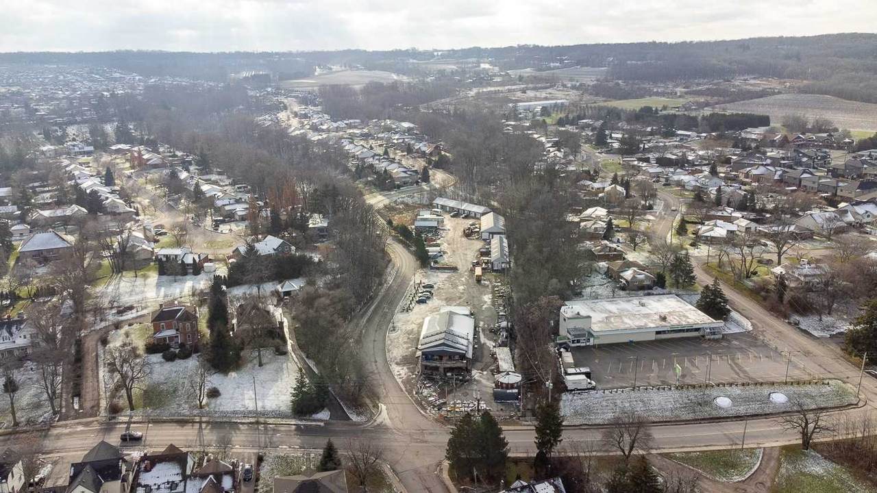 5106 King St - Photo 1