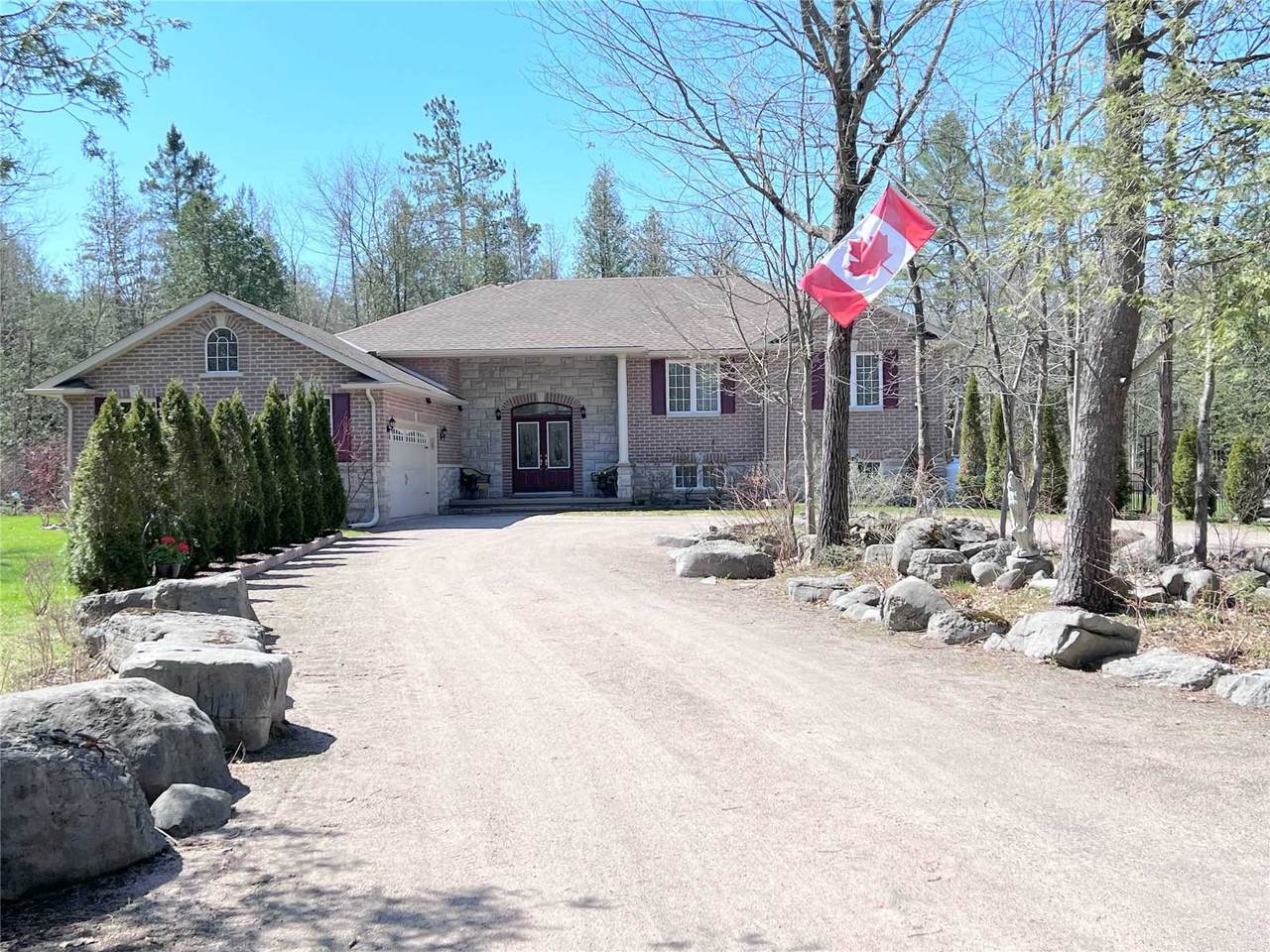 75 Croweview Crt - Photo 1