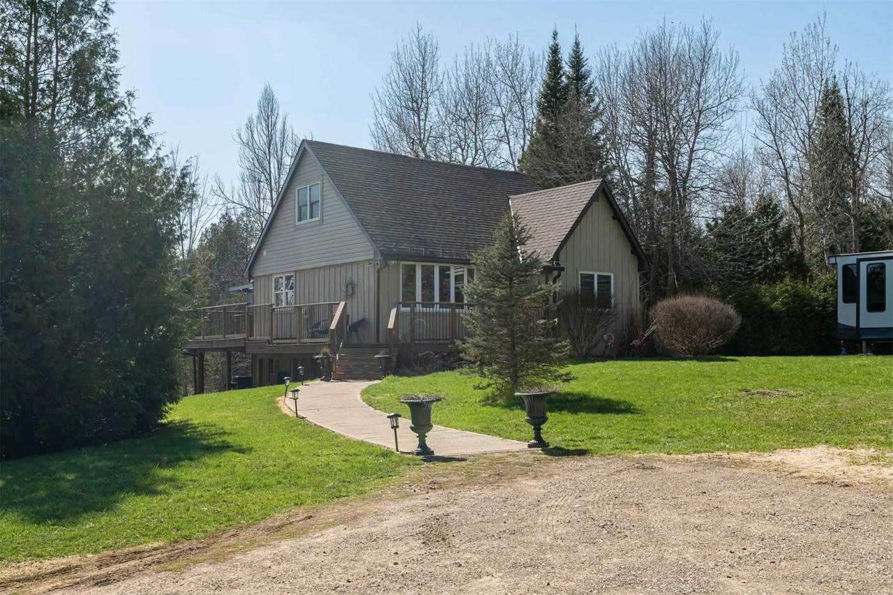 9622 Wellington 22 Rd - Photo 1