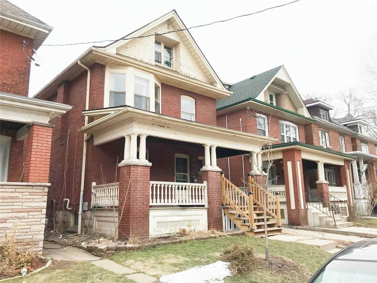 107 Spadina Ave - Photo 1