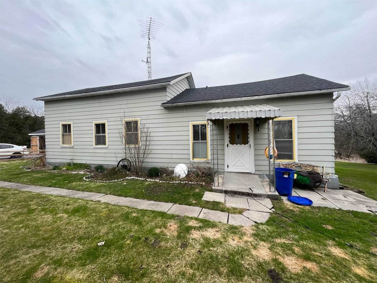 14384 Telephone Rd - Photo 1