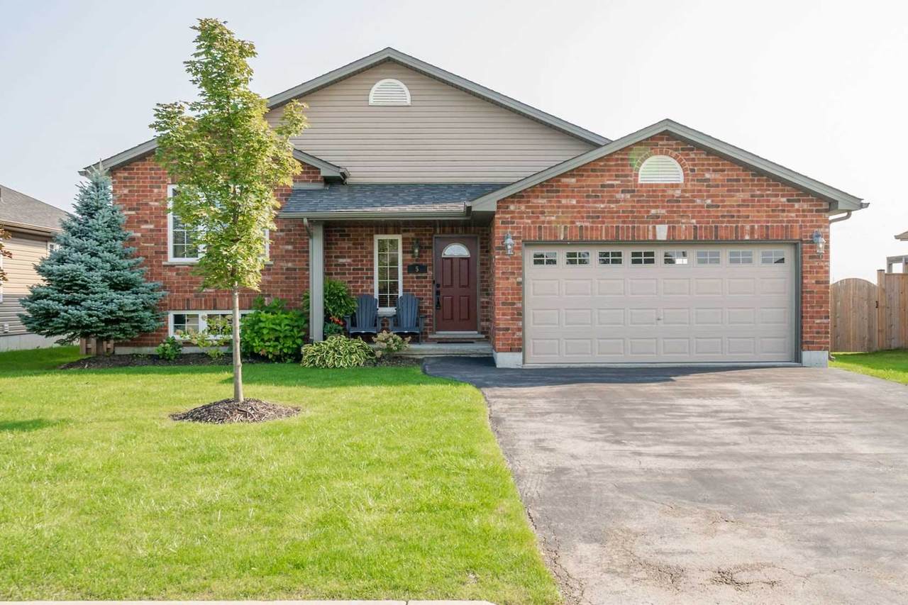 5 Helen Dr - Photo 1
