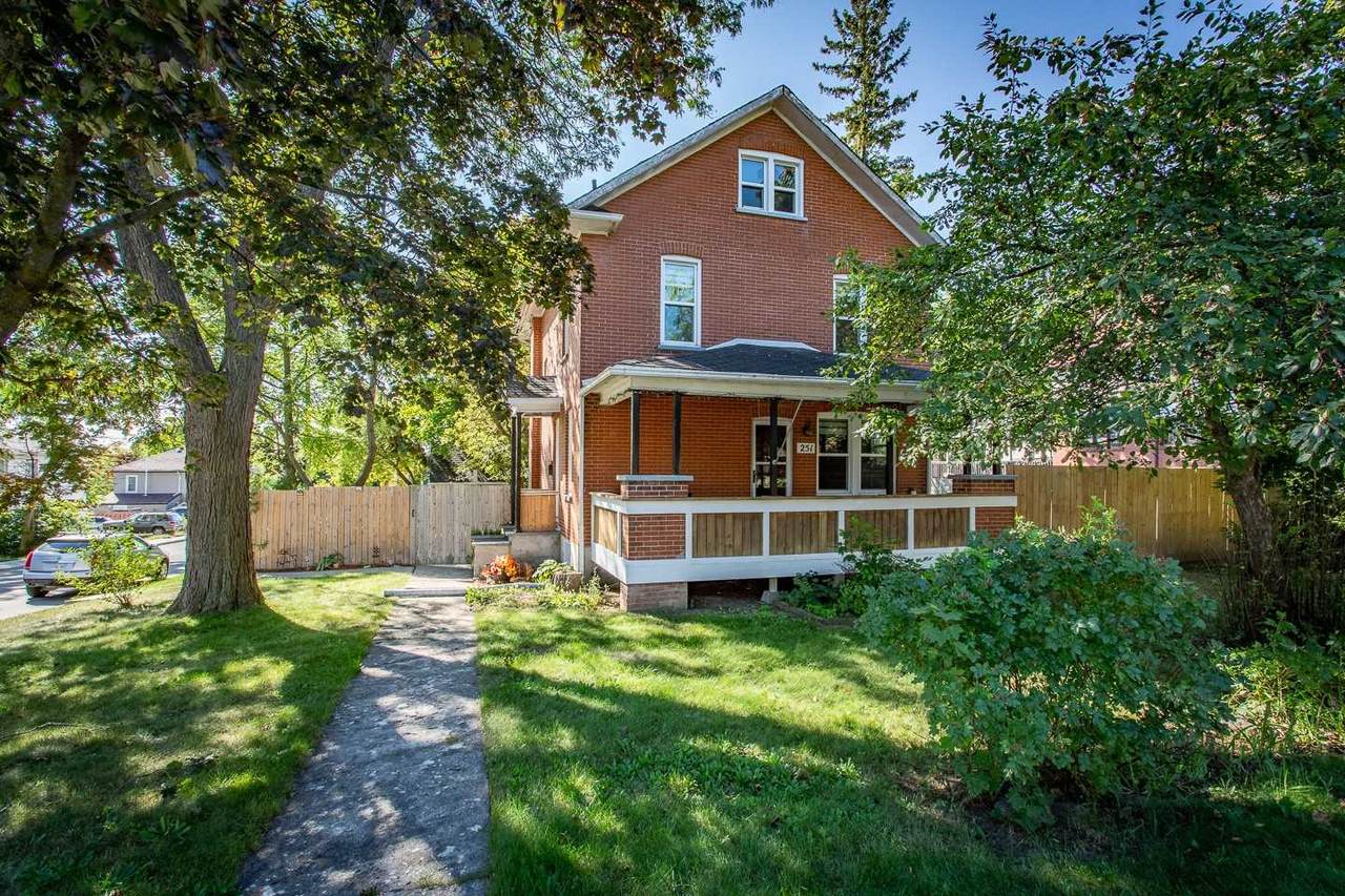 251 Dundas St - Photo 1
