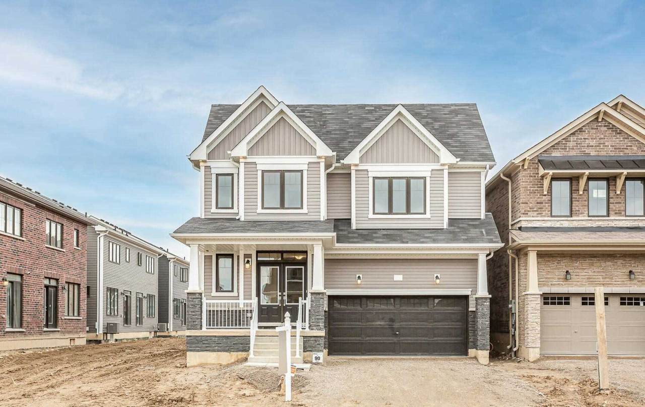 72 Malcolm Cres - Photo 1