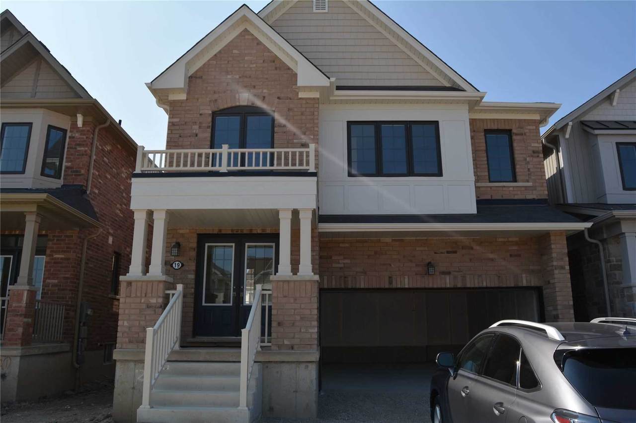 19 Arnold Marshal Blvd - Photo 1