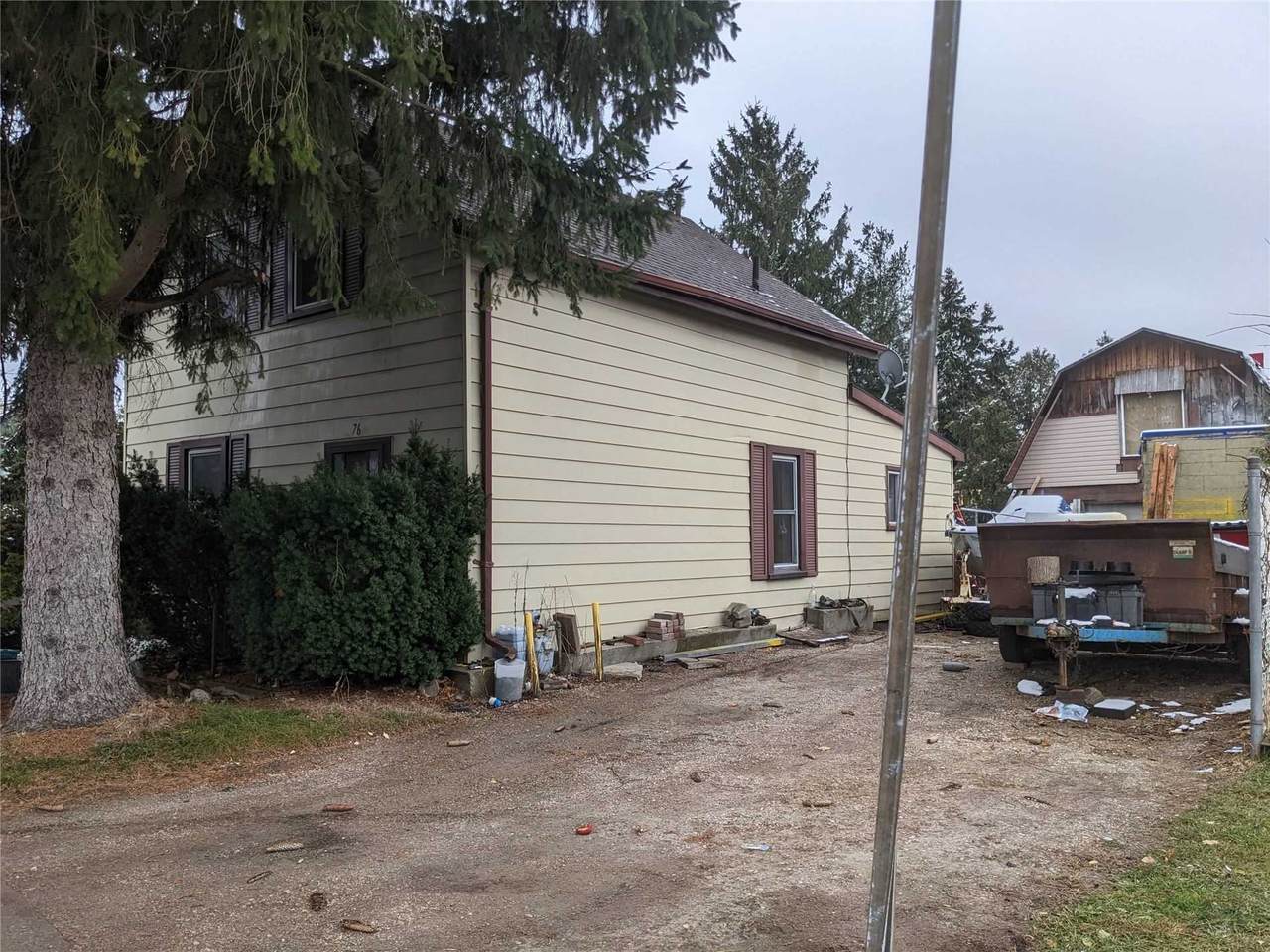 76 Main St - Photo 1
