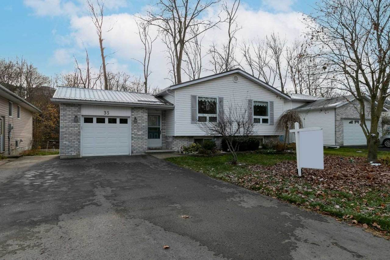 35 Briardale Blvd - Photo 1