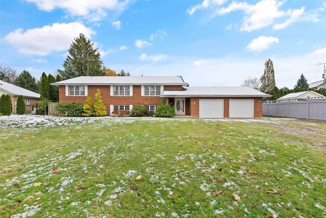 4 Merritt Circ - Photo 1