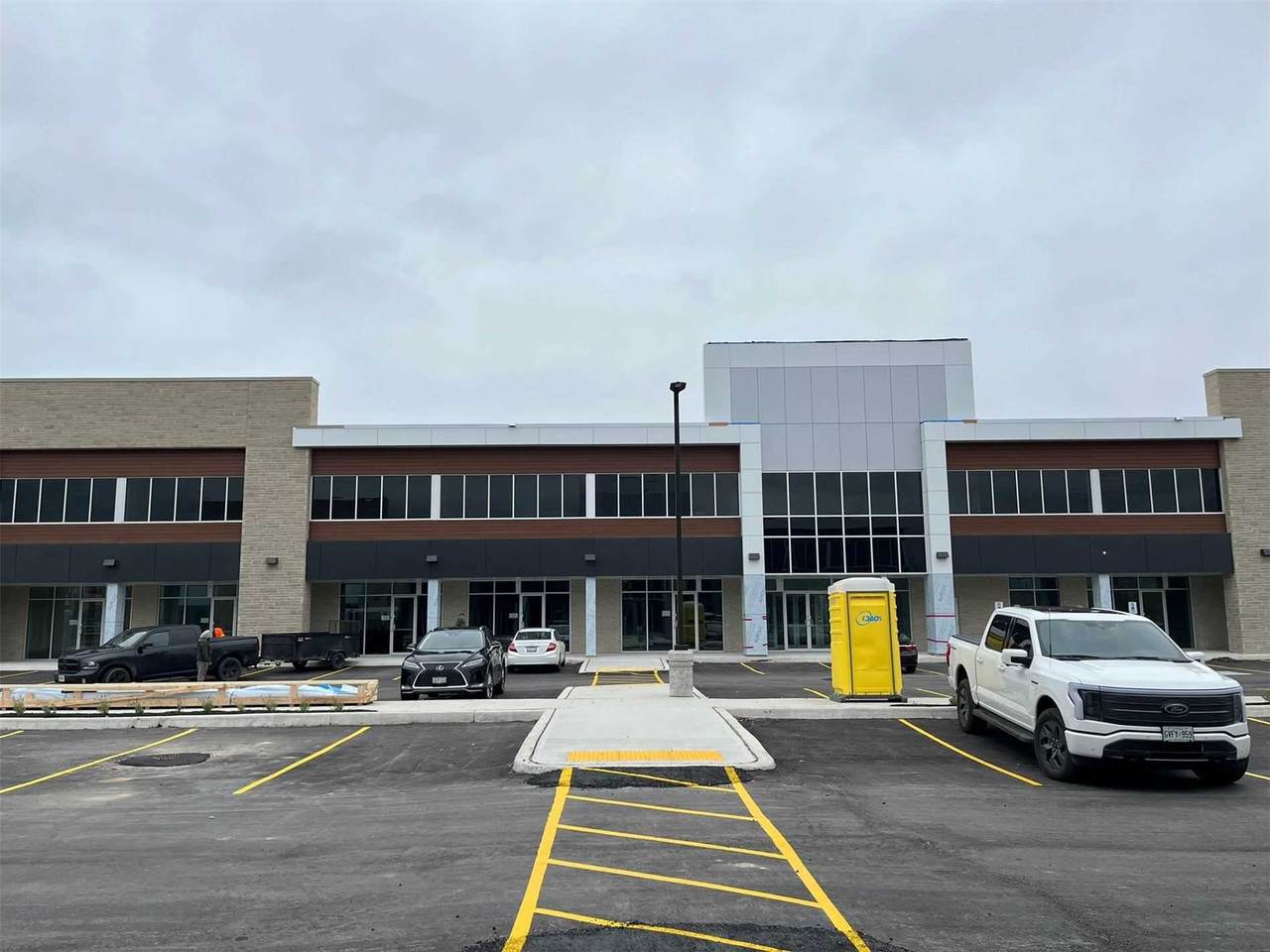 460 Hespeler Rd - Photo 1