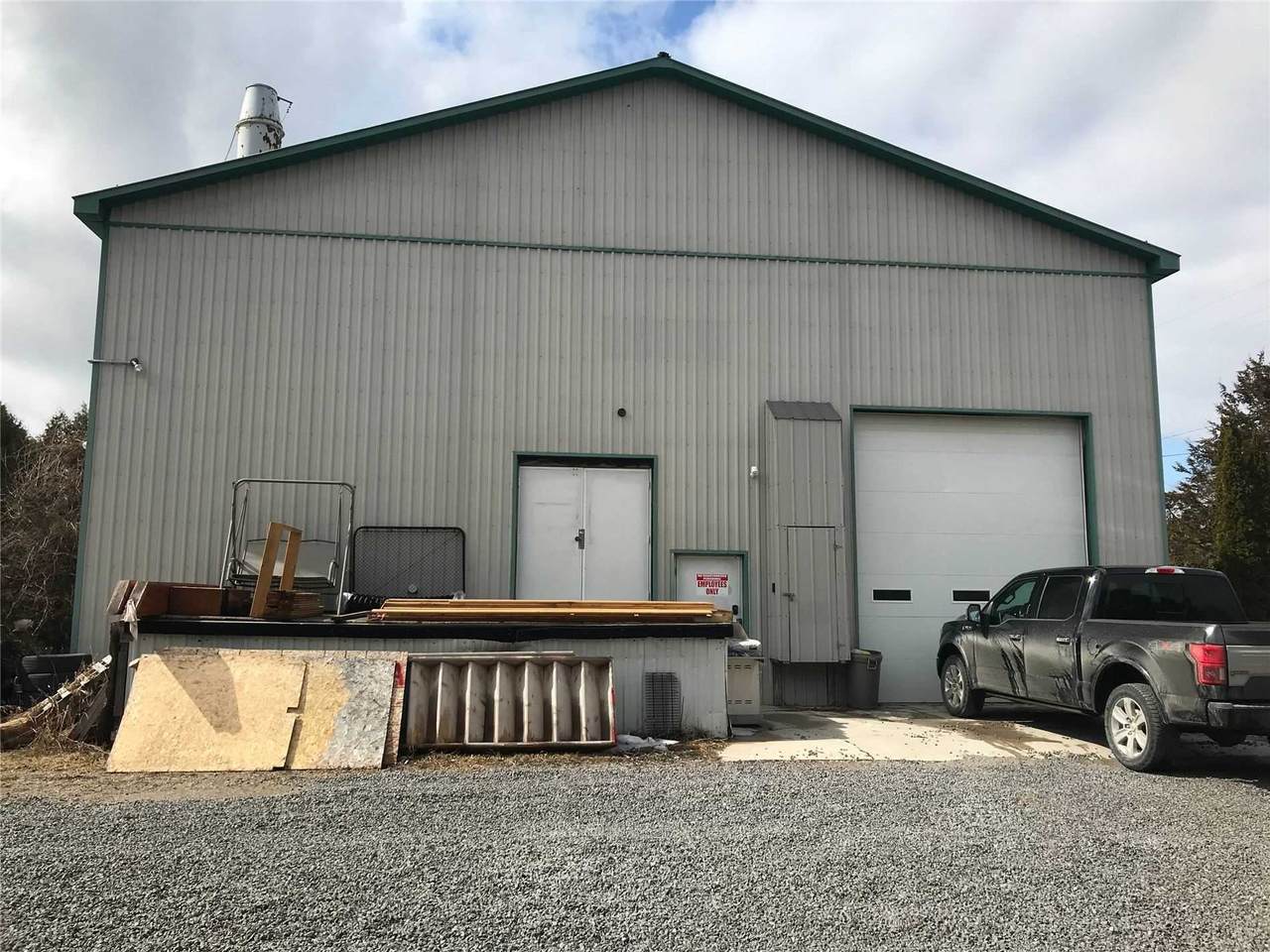 17 Industrial Dr - Photo 1