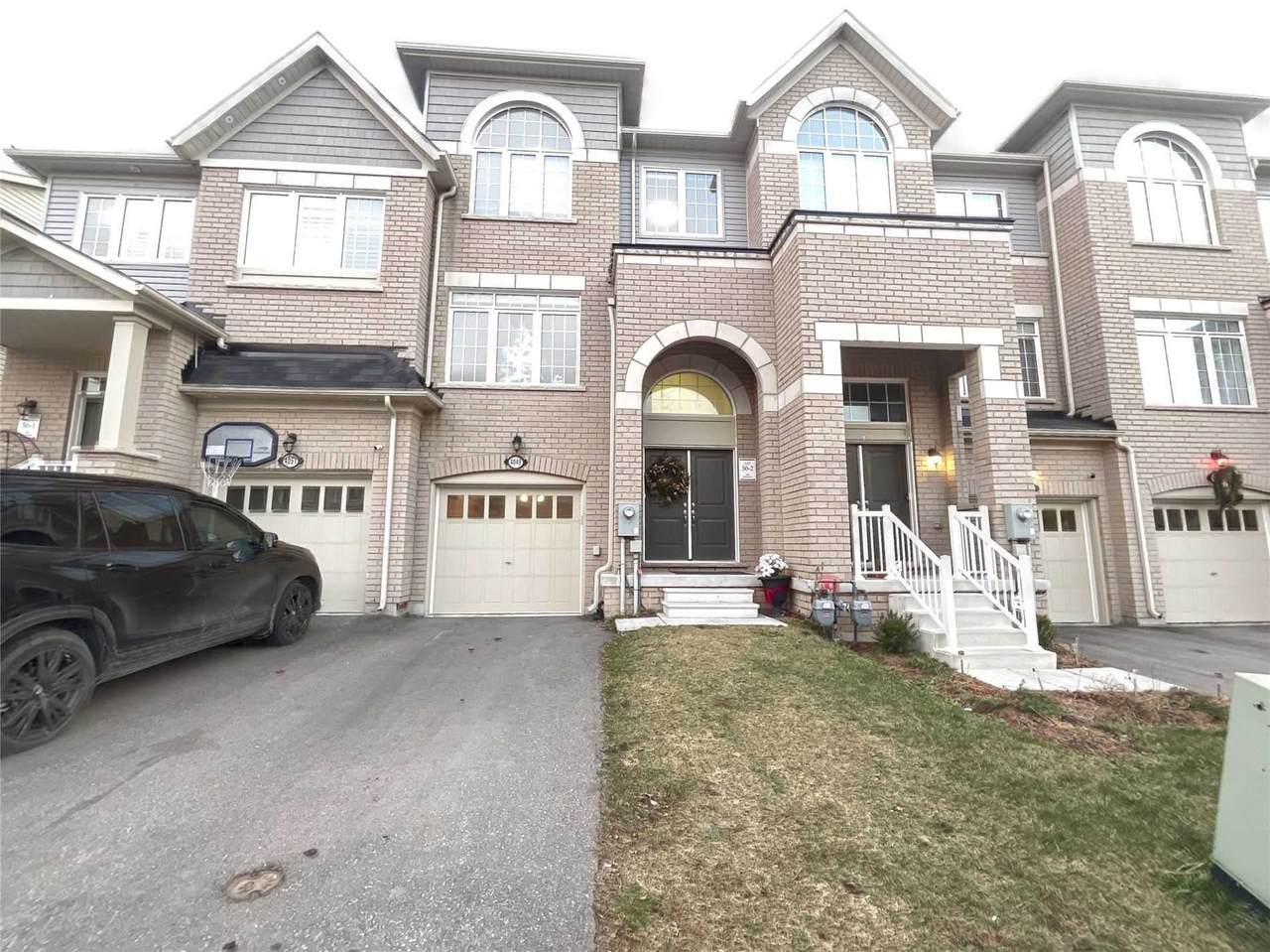 4049 Maitland St - Photo 1