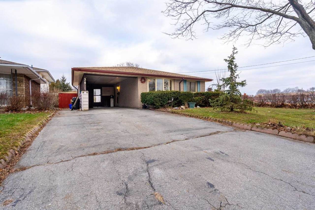 34 Tyrone Dr - Photo 1