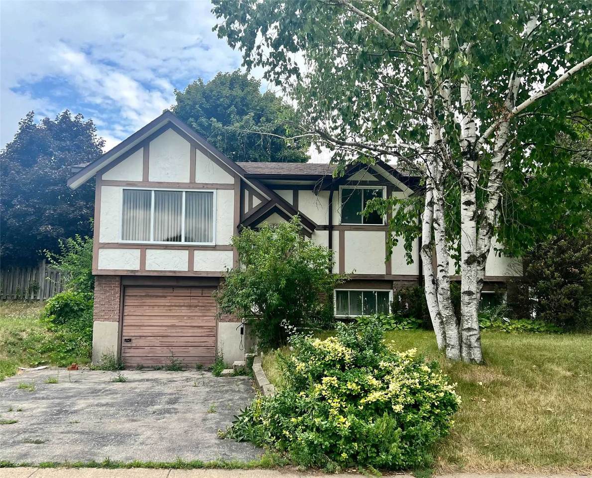 107 Stirling Macgregor Dr - Photo 1