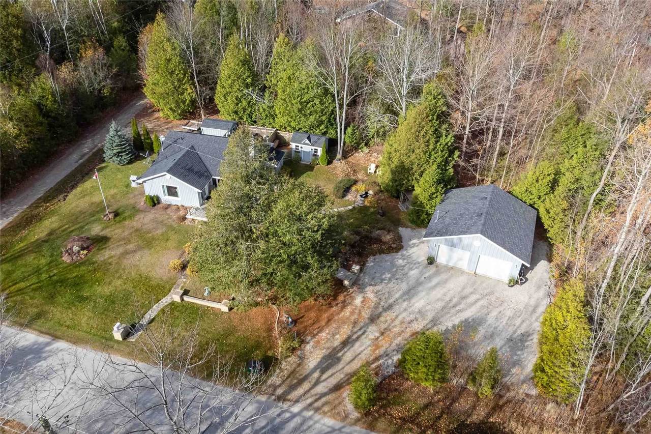 615 Mallory Beach Rd - Photo 1