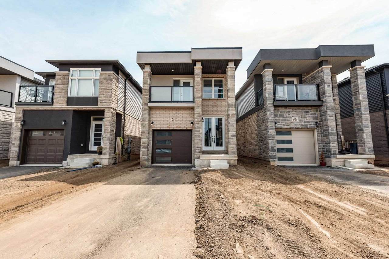 295 Louise St - Photo 1