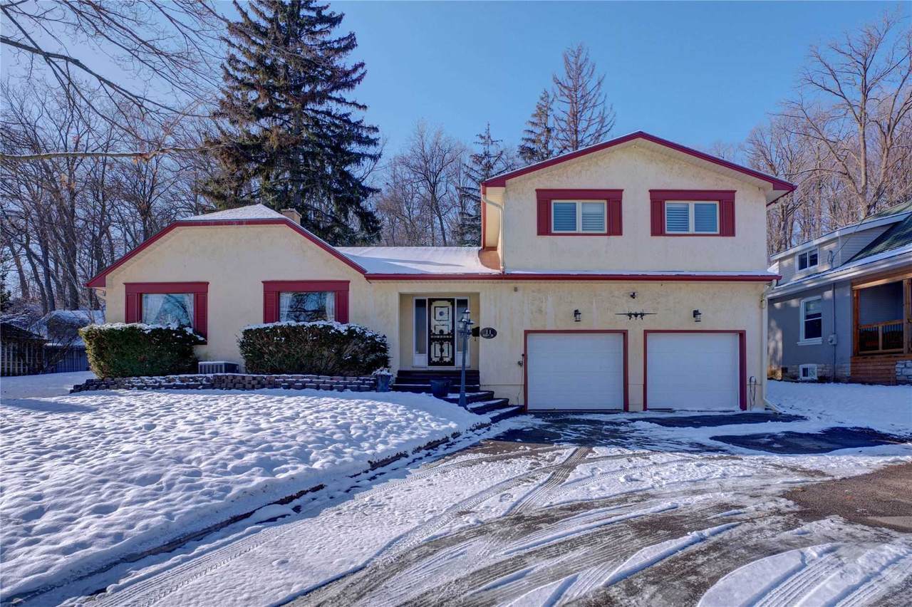 11 Barry Dr - Photo 1